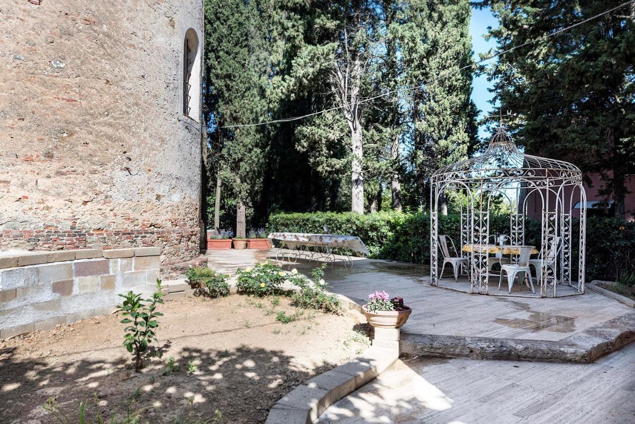 Casa del Priore Villa Usigliano Esterno foto